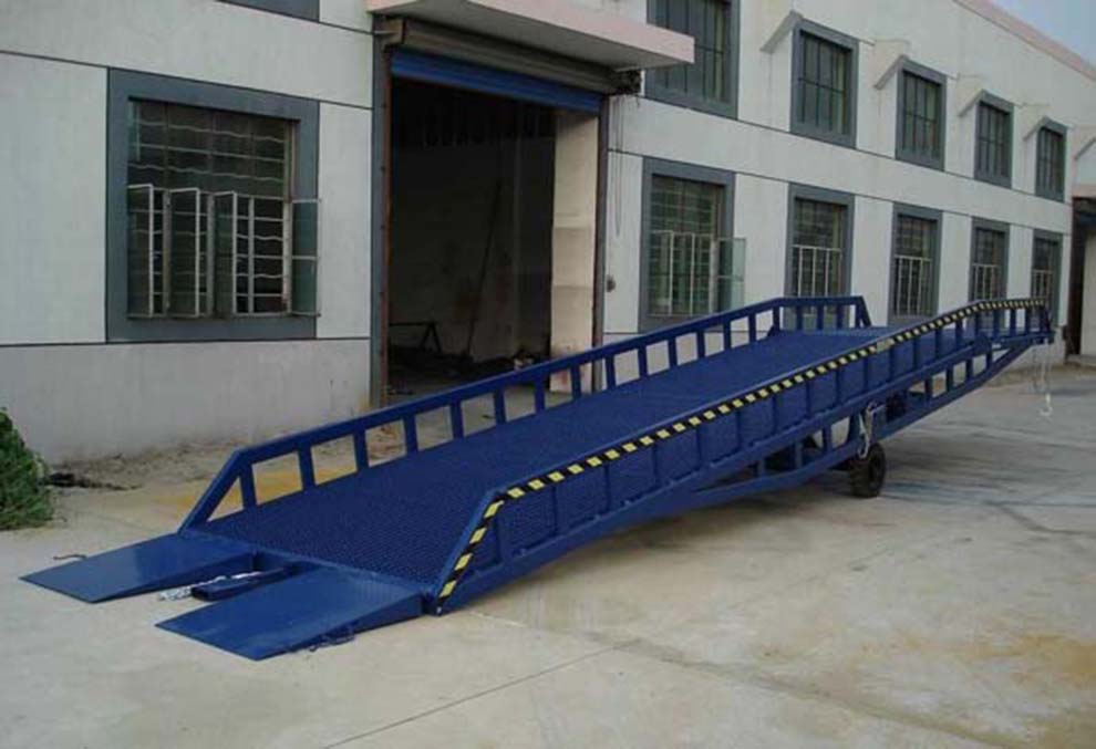 CQDY Mobile yard ramp